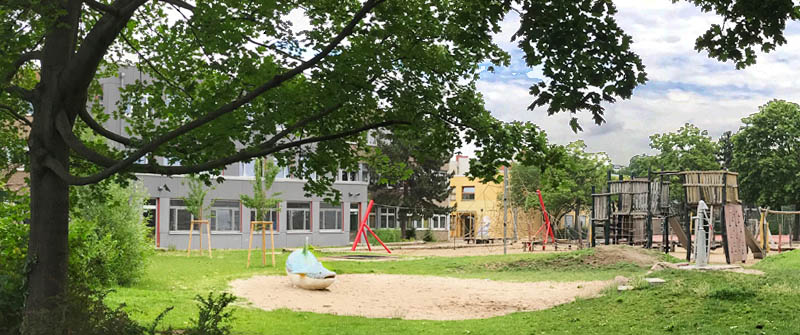 Schulbezogene Sozialarbeit der tandem BTL an der Hans-Fallada-Schule, Berlin Neukölln Grundschule mit gebundenem Ganztag und einem sonderpädagogischen Förderzentrum mit dem Schwerpunkt 'Lernen', Freizeitgelände Schulbezogene Sozialarbeit der tandem BTL an der Hans-Fallada-Schule, Berlin Neukölln Grundschule mit gebundenem Ganztag und einem sonderpädagogischen Förderzentrum mit dem Schwerpunkt 'Lernen', Freizeitgelände