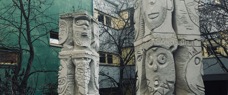 Schulbezogene Sozialarbeit an der Möwensee-Grundschule, Berlin Mitte, Skulpturen Schulbezogene Sozialarbeit an der Möwensee-Grundschule, Berlin Mitte, Skulpturen